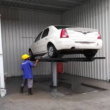 CAR WASHING HYDRAULIC TRP BUTTERFLY LIFT 4TON CAPACITY LIFTING HIGHT 5 FEET